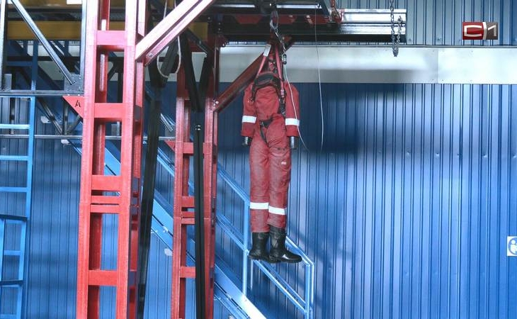 В Тюменской области появился учебно-тренировочный центр для нефтяников В Тюменской области появился учебно-тренировочный центр для нефтяников