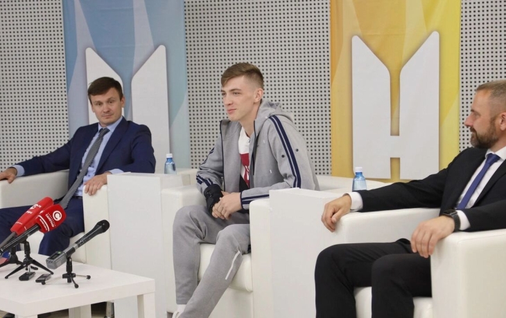 «Будь скромнее!»: «Золотого» мальчика из ХМАО обвинили в том, что он «зазвездился»