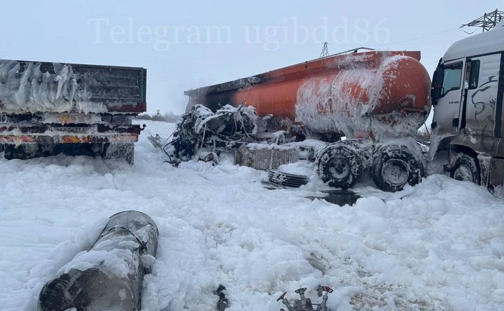 Есть погибший — что известно об аварии с бензовозом под Сургутом