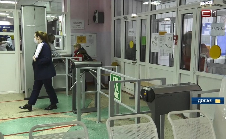 Вахтеров в школах и детсадах Сургута подумывают заменить на сотрудников ЧОПов