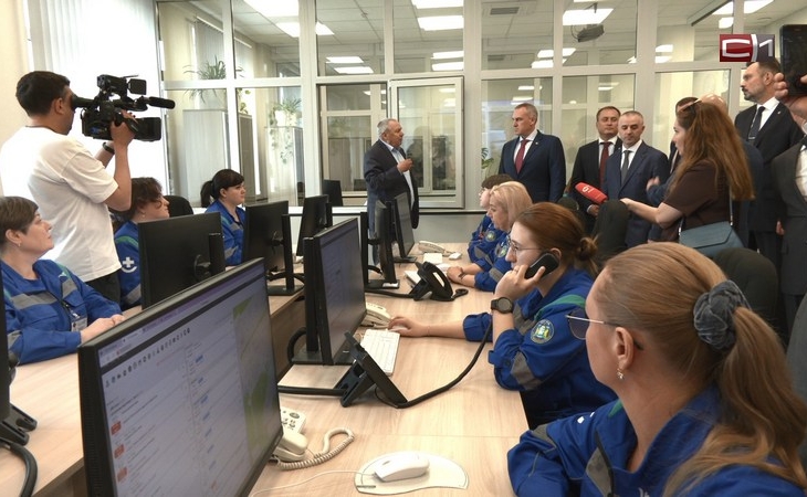 Руслан Кухарук посетил новую станцию скорой помощи в Сургуте