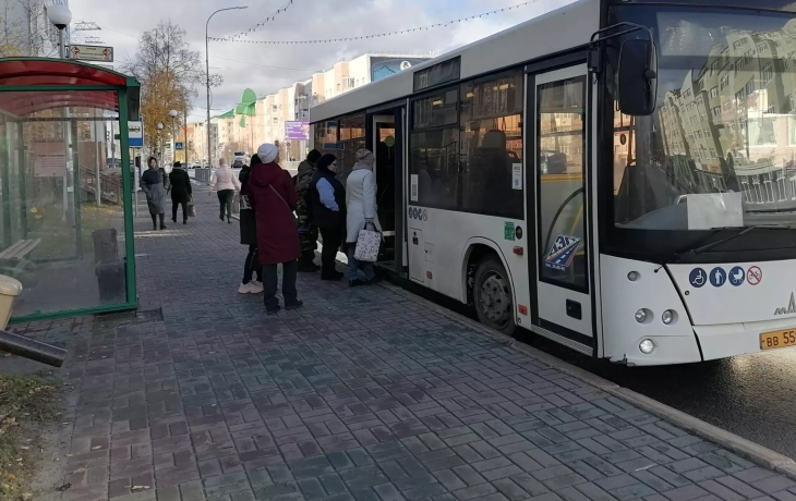 Транспортный коллапс в Ханты-Мансийске: почти треть автобусов не выходит на маршруты