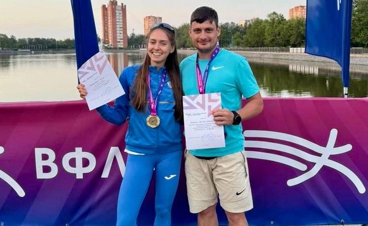 Новый рекорд на соревнованиях поставила спортсменка из Югры Новый рекорд на соревнованиях поставила спортсменка из Югры