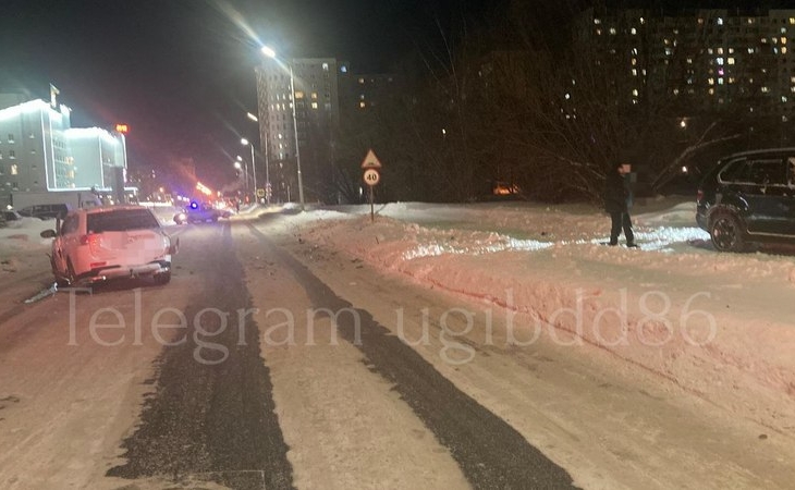 Две пассажирки авто получили травмы во время аварии в Нижневартовске