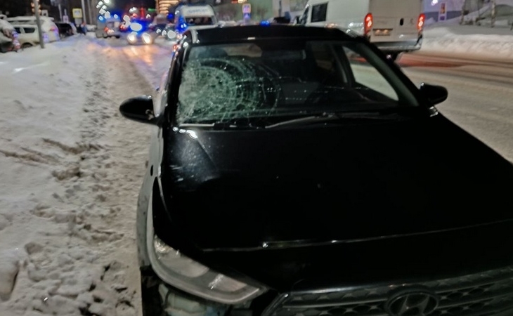 В Сургуте на зебре сбили семью из трех человек