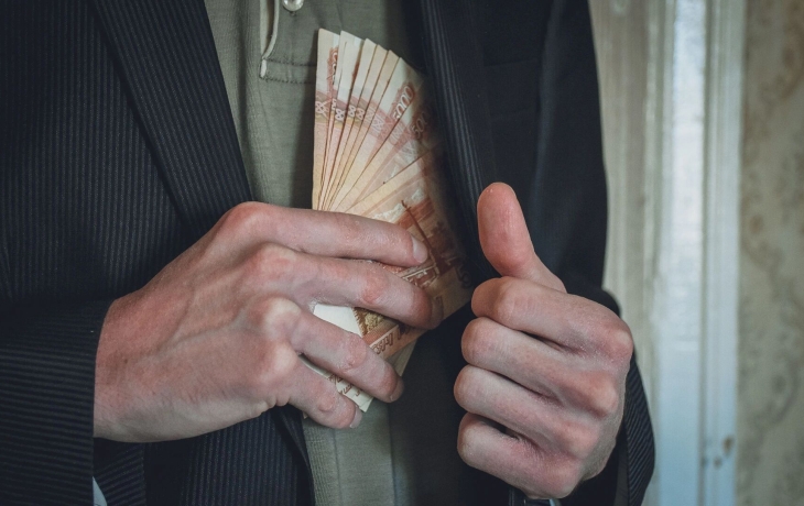 Почти 400 вакансий. Кому в ХМАО готовы платить более 200 тысяч Почти 400 вакансий. Кому в ХМАО готовы платить более 200 тысяч