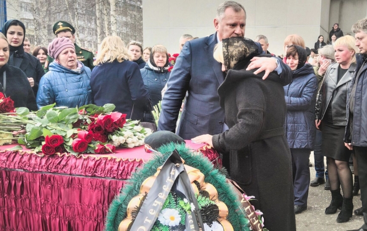 Коммунист и учитель. Двое бойцов из Нижневартовска погибли на СВО Коммунист и учитель. Двое бойцов из Нижневартовска погибли на СВО