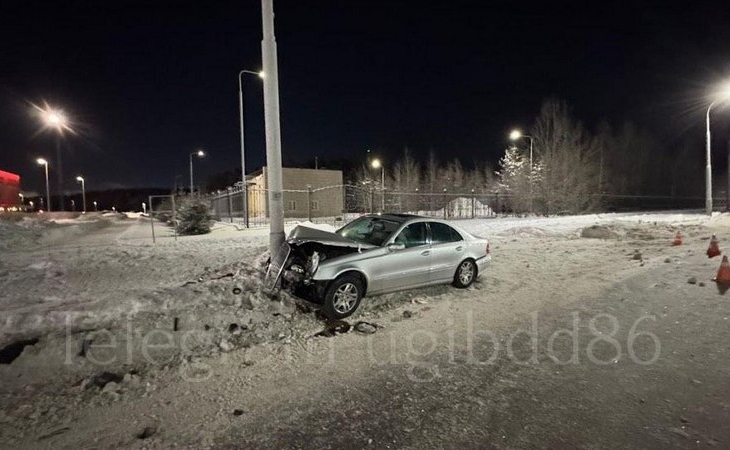 Пять человек получили травмы в аварии на Югорском тракте в Сургуте