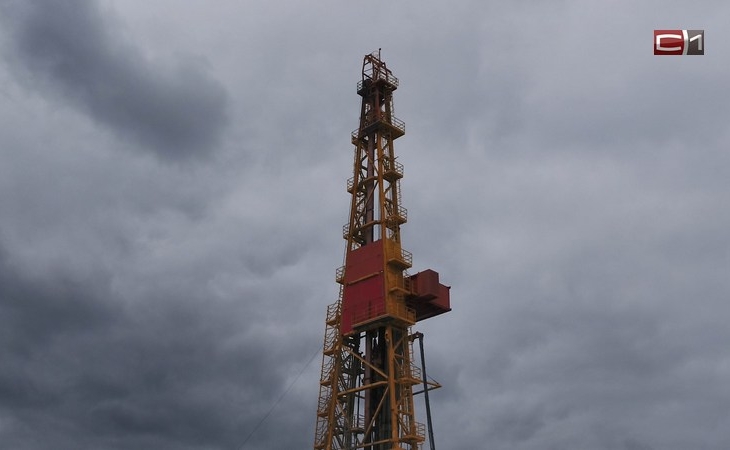 Помощник бурильщика погиб на месторождении в Сургутском районе
