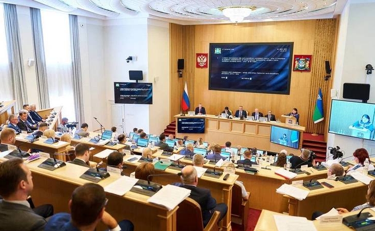 Губернатор Югры поддержал избрание Алферовой на должность омбудсмена по КМНС Губернатор Югры поддержал избрание Алферовой на должность омбудсмена по КМНС