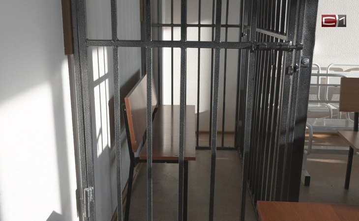 Банда вымогателей из Сургута отправится в колонию на срок от 7 до 8,6 лет