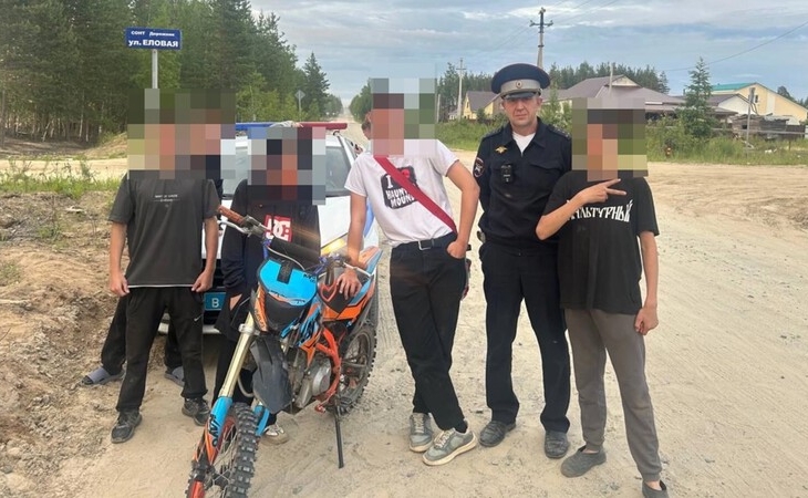В Югре поймали пьяного подростка без шлема на мопеде