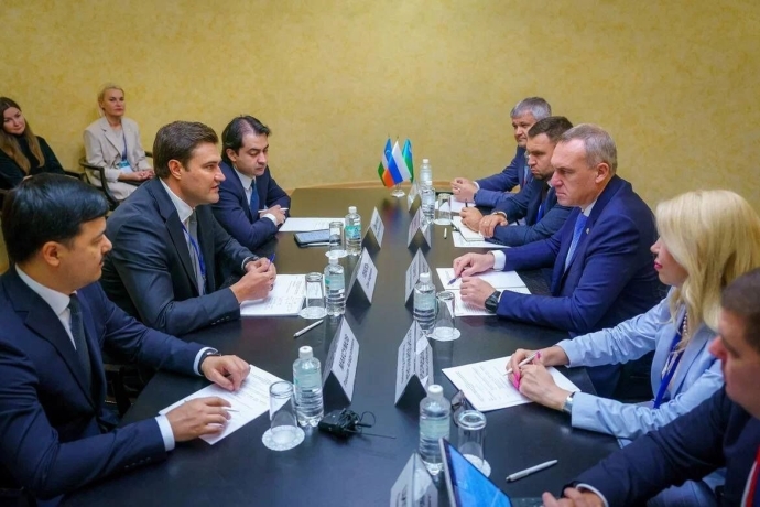 Подписано соглашение о сотрудничестве между ЮНИИТом и IT-Парком Узбекистана.